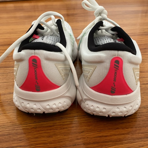 NIB Brooks Women’s Ghost 13 Neutral Running Shoes - Picture 10 of 12